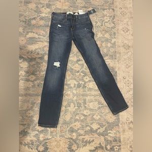 NWT Abercrombie Kids skinny jeans for girls, size 11/12